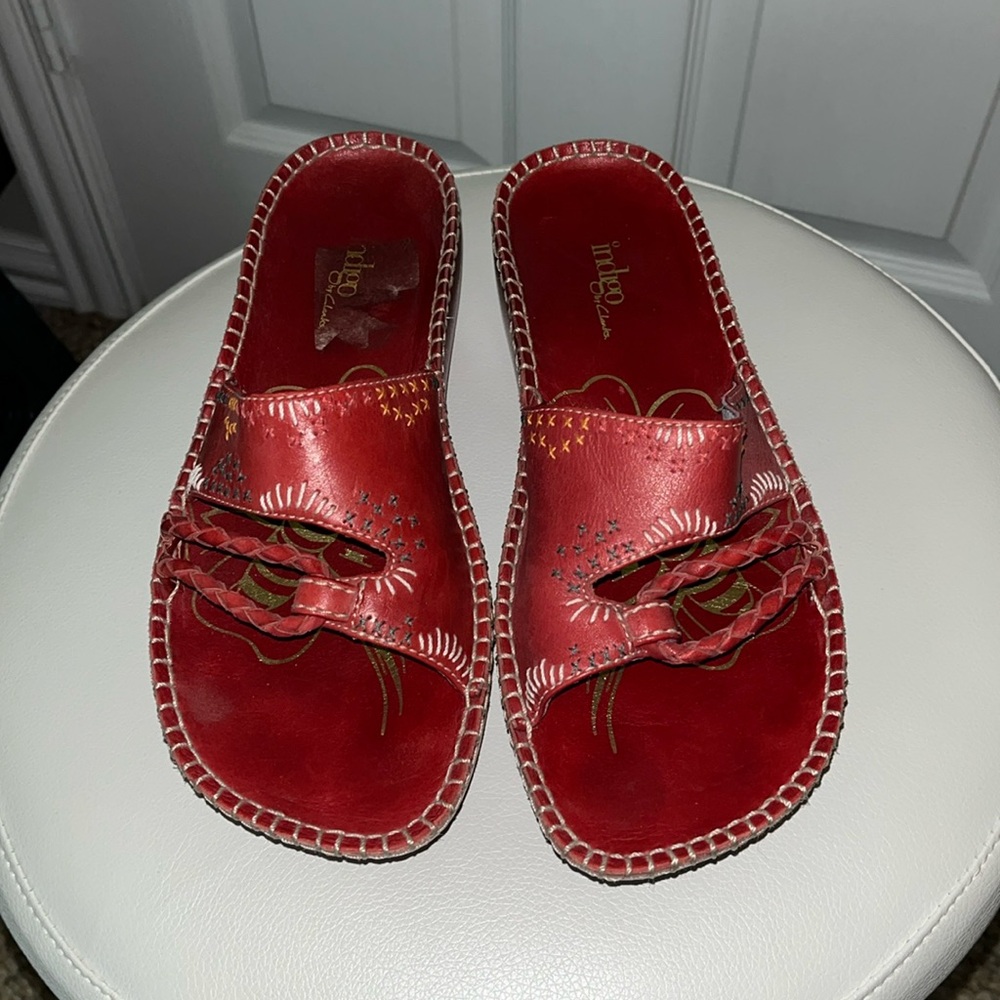 Indigo by Clark’s wedge red sandal